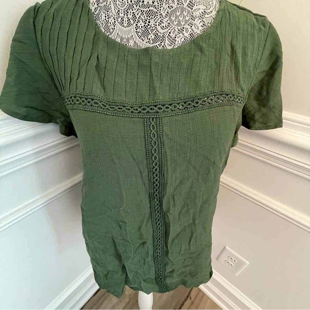 E Hanger M Women’s Olive Green Blouse Size L new
